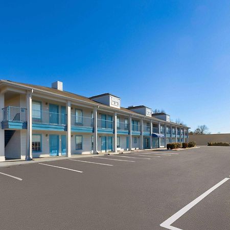Hotel Baymont By Wyndham Selma Exteriér fotografie