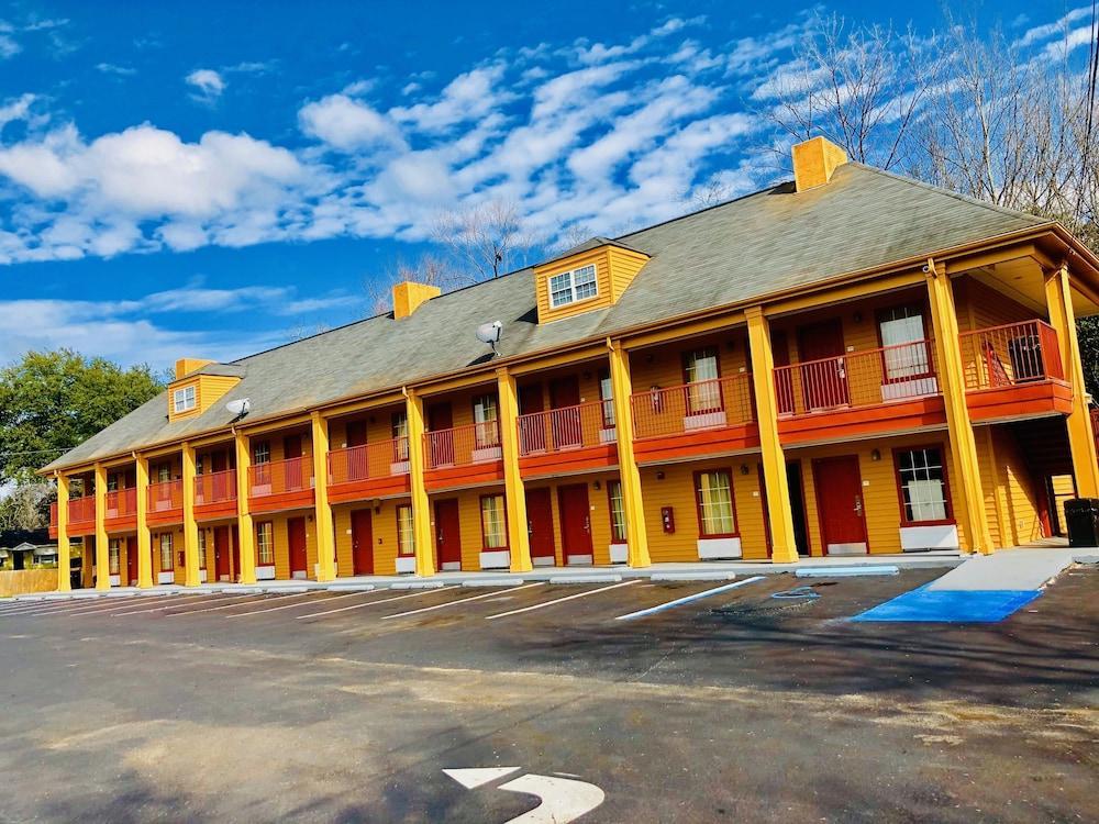 Hotel Baymont By Wyndham Selma Exteriér fotografie