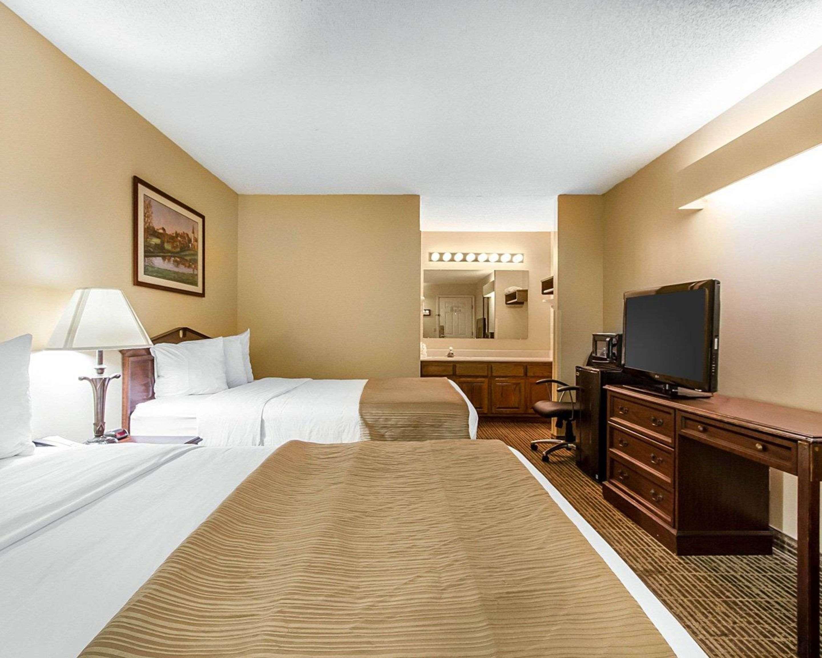 Hotel Baymont By Wyndham Selma Exteriér fotografie