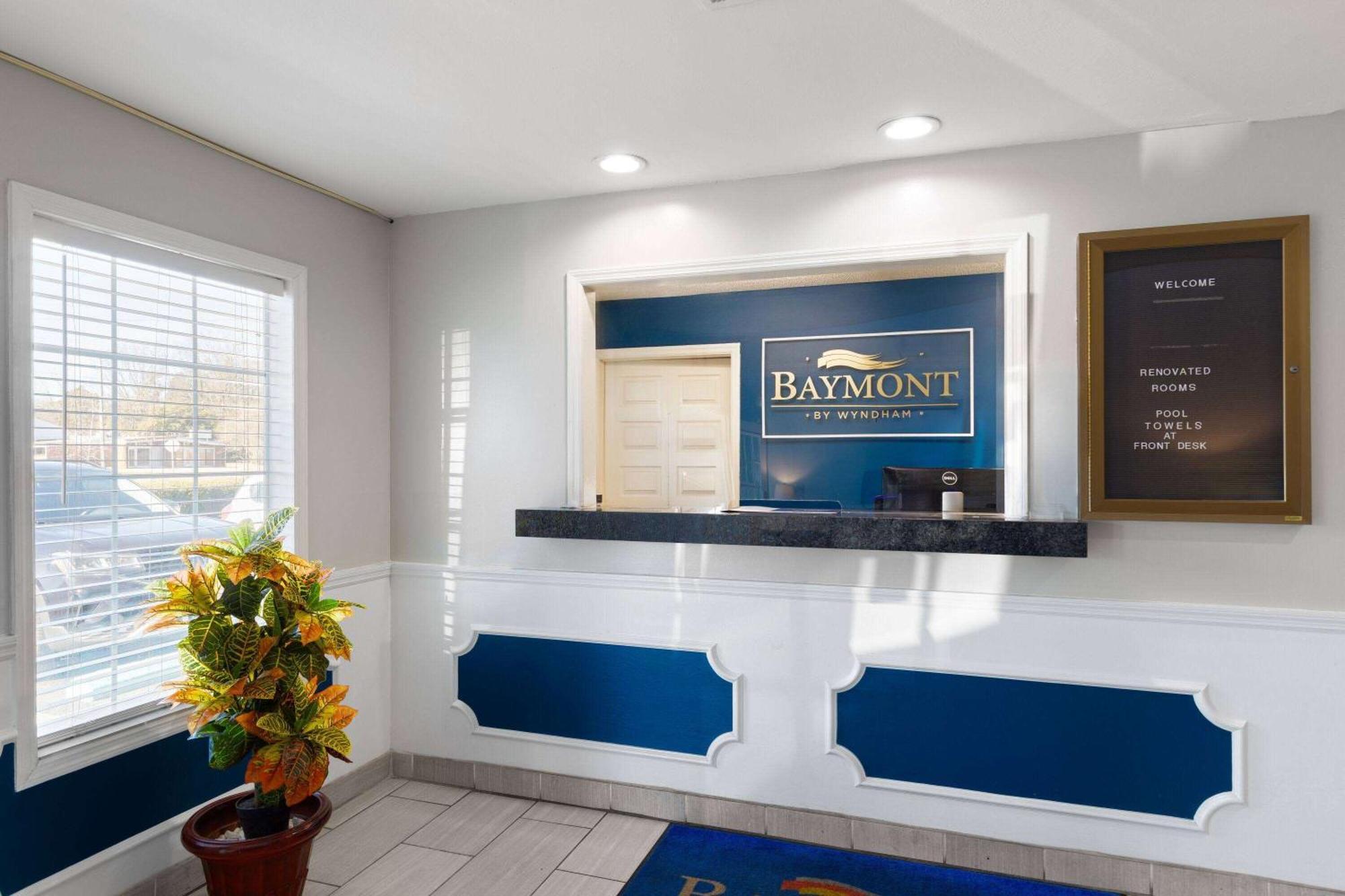 Hotel Baymont By Wyndham Selma Exteriér fotografie