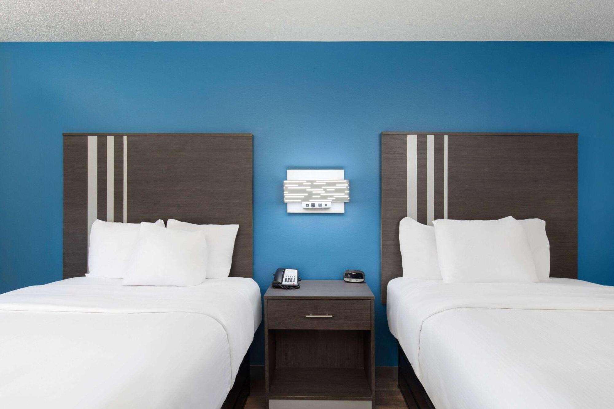 Hotel Baymont By Wyndham Selma Exteriér fotografie